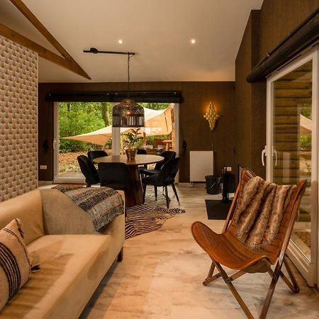 Zen-Bungalow No 4 Met Sauna En Hottub Rheezerveen Esterno foto