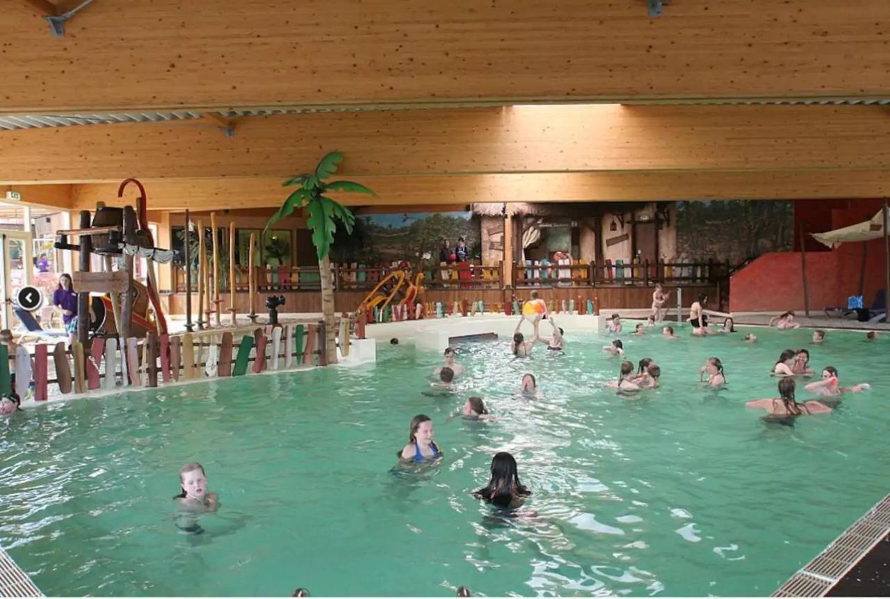 Zen-Bungalow No 4 Met Sauna En Hottub Rheezerveen Esterno foto